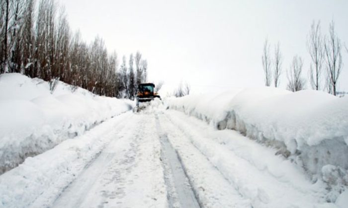 Kapanan Köy Yolları Ulaşıma Açıldı.