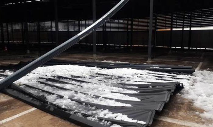 200 Evler Pazar Yerinin Çatısında Çökme