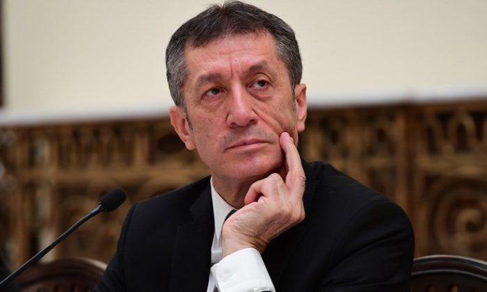 Milli Eğitim Bakanı Açıkladı: Sınavlar Sadece Okul Açıkken İşlenen Konulardan…